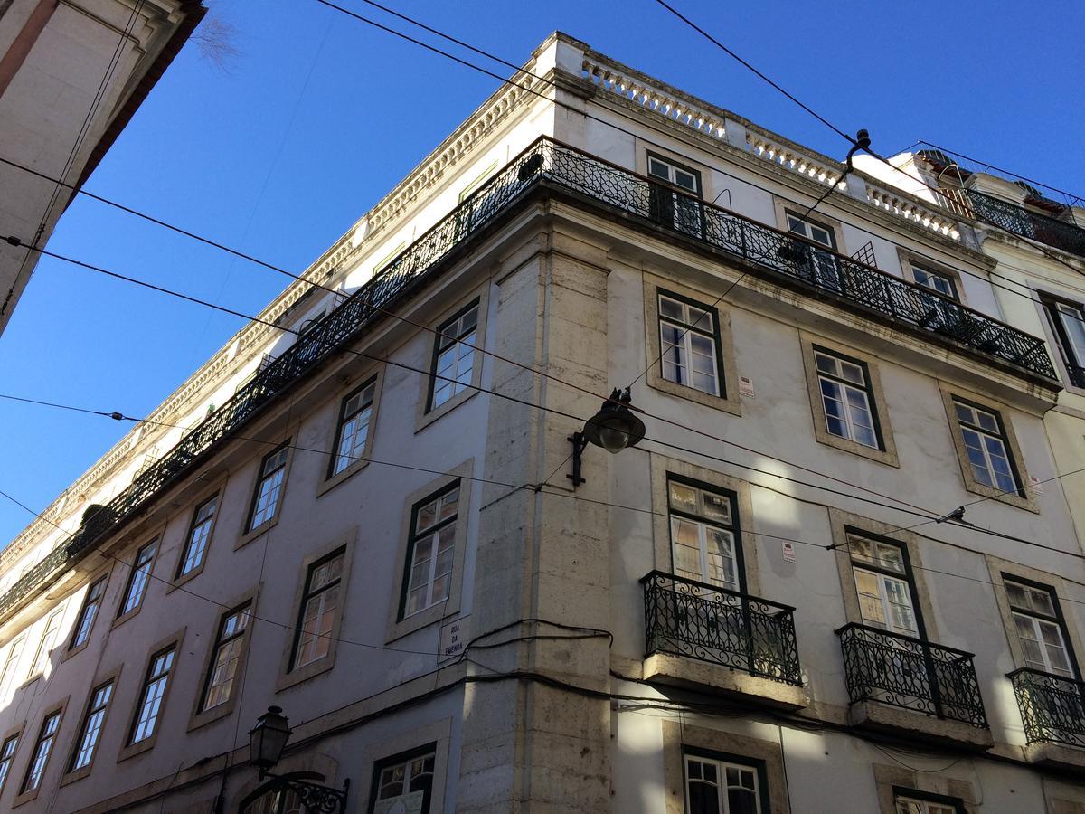 Surf In Chiado Pansiyon Lisboa Dış mekan fotoğraf